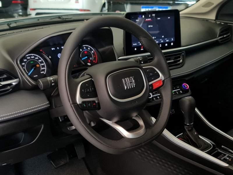 Fiat FASTBACK 1.0 TURBO 200 HYBRID AUDACE CVT 2024/2025 CARRO DEZ NOVO HAMBURGO / Carros no Vale