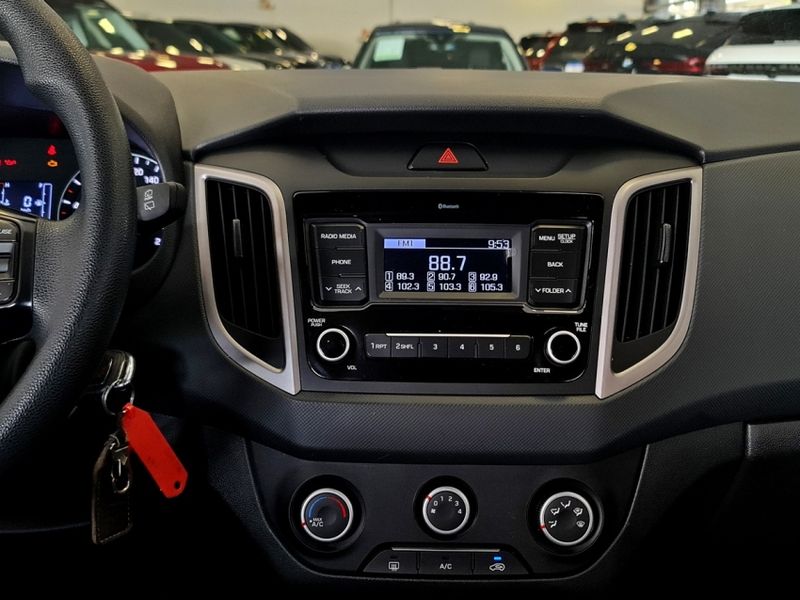 Hyundai CRETA 1.6 16V FLEX ACTION AUTOMÁTICO 2023/2024 CARRO DEZ NOVO HAMBURGO / Carros no Vale