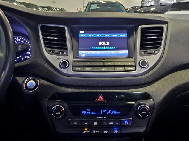 Hyundai TUCSON 1.6 16V T-GDI GASOLINA GLS ECOSHIFT 2017/2018 CARRO DEZ NOVO HAMBURGO / Carros no Vale