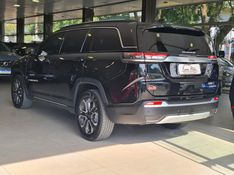 JEEP COMMANDER 1.3 T270 TURBO FLEX LIMITED AT6 2023/2023 CARRO DEZ NOVO HAMBURGO / Carros no Vale