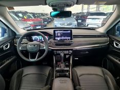 JEEP COMMANDER 1.3 T270 TURBO FLEX LIMITED AT6 2023/2023 CARRO DEZ NOVO HAMBURGO / Carros no Vale