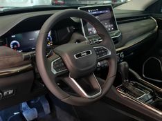 JEEP COMMANDER 1.3 T270 TURBO FLEX LIMITED AT6 2023/2023 CARRO DEZ NOVO HAMBURGO / Carros no Vale