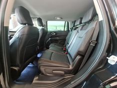 JEEP COMMANDER 1.3 T270 TURBO FLEX LIMITED AT6 2023/2023 CARRO DEZ NOVO HAMBURGO / Carros no Vale