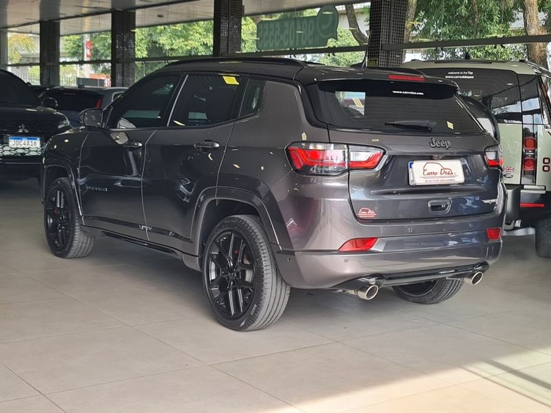 JEEP COMPASS 2.0 HURRICANE 4 TURBO GASOLINA BLACKHAWK AT9 2024/2025 CARRO DEZ NOVO HAMBURGO / Carros no Vale