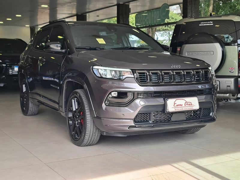 JEEP COMPASS 2.0 HURRICANE 4 TURBO GASOLINA BLACKHAWK AT9 2024/2025 CARRO DEZ NOVO HAMBURGO / Carros no Vale