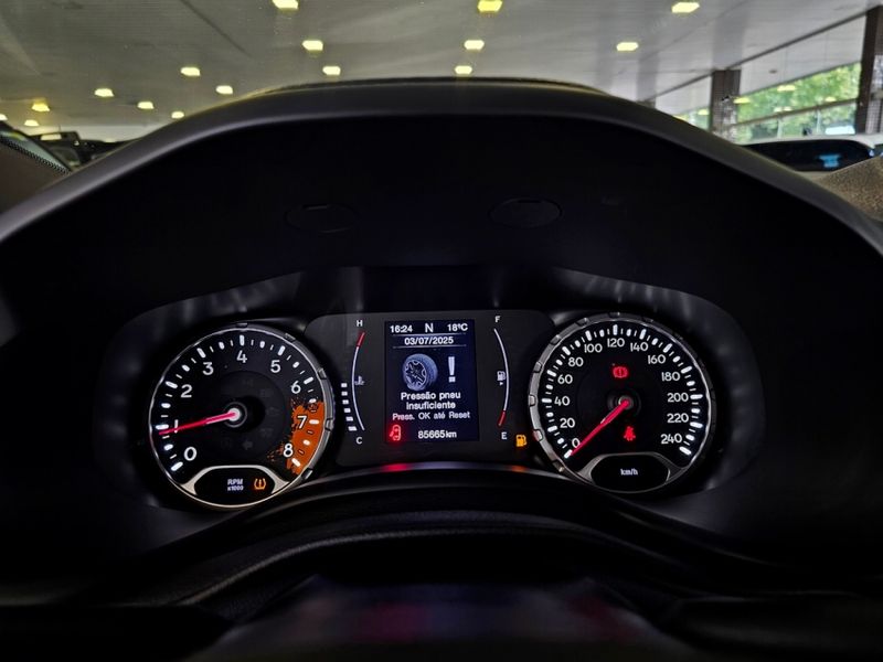 JEEP RENEGADE 1.8 16V FLEX 4P AUTOMÁTICO 2020/2021 CARRO DEZ NOVO HAMBURGO / Carros no Vale