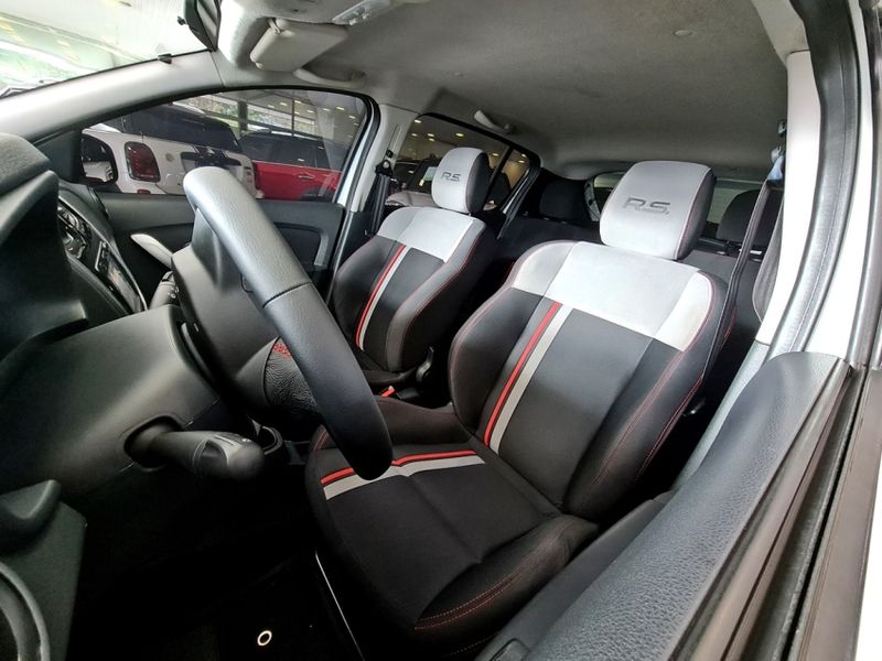 Renault SANDERO 2.0 16V HI-FLEX RS MANUAL 2016/2017 CARRO DEZ NOVO HAMBURGO / Carros no Vale