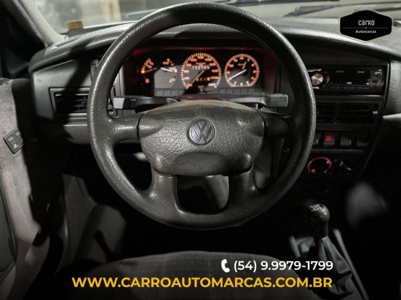 Volkswagen SANTANA 2.0 MI 8V GASOLINA 4P MANUAL 1996/1997 CARRO AUTOMARCAS CAXIAS DO SUL / Carros no Vale