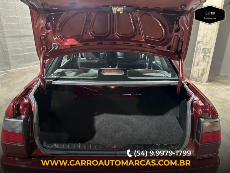 Volkswagen SANTANA 2.0 MI 8V GASOLINA 4P MANUAL 1996/1997 CARRO AUTOMARCAS CAXIAS DO SUL / Carros no Vale