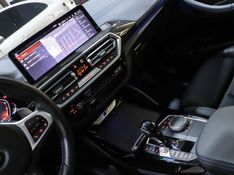 BMW X4 3.0 TWINPOWER GASOLINA M40I STEPTRONIC 2023/2024 VIA BELLA VEÍCULOS ESPECIAIS CAXIAS DO SUL / Carros no Vale