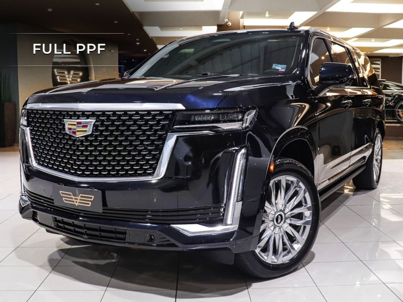 Cadillac ESCALADE 6.2 V8 GASOLINA ESV PREMIUM LUXURY 4WD AUTOMÁTICO 2021/2022 VIA BELLA VEÍCULOS ESPECIAIS CAXIAS DO SUL / Carros no Vale