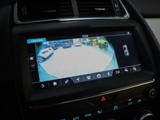Jaguar E-PACE 2.0 16V P300 GASOLINA R-DYNAMIC SE AWD AUTOMÁTICO 2019/2019 VIA BELLA VEÍCULOS ESPECIAIS CAXIAS DO SUL / Carros no Vale