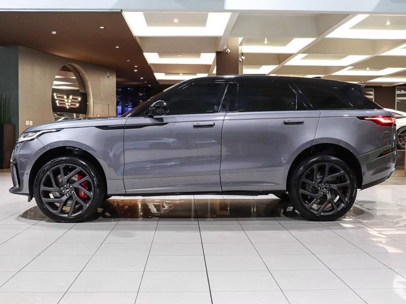 Land Rover RANGE ROVER VELAR 5.0 V8 P550 GASOLINA SVAUTOBIOGRAPHY DYNAMIC EDITION AUTOMÁTICO 2020/2020 VIA BELLA VEÍCULOS ESPECIAIS CAXIAS DO SUL / Carros no Vale