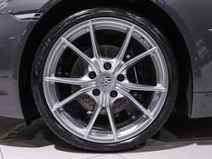 Porsche 718 2.0 16V H4 GASOLINA BOXSTER PDK 2021/2021 VIA BELLA VEÍCULOS ESPECIAIS CAXIAS DO SUL / Carros no Vale