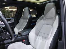 Porsche CAYENNE 3.0 V6 E-HYBRID COUPÉ AWD 2024/2024 VIA BELLA VEÍCULOS ESPECIAIS CAXIAS DO SUL / Carros no Vale