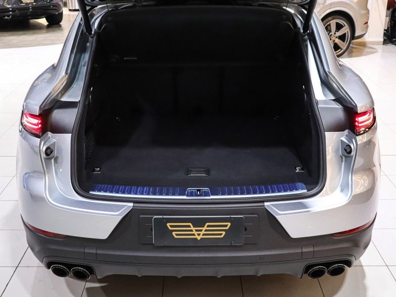 Porsche CAYENNE 3.0 V6 E-HYBRID COUPÉ AWD 2024/2024 VIA BELLA VEÍCULOS ESPECIAIS CAXIAS DO SUL / Carros no Vale