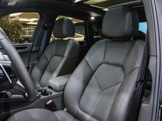 Porsche MACAN 2.0 TURBO GASOLINA PDK 2024/2025 VIA BELLA VEÍCULOS ESPECIAIS CAXIAS DO SUL / Carros no Vale