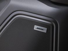 Porsche MACAN 2.0 TURBO GASOLINA PDK 2024/2025 VIA BELLA VEÍCULOS ESPECIAIS CAXIAS DO SUL / Carros no Vale