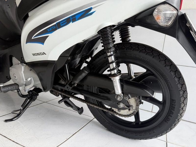 Honda Motos BIZ 125 EX 2014 SÓ MOTOS E AUTOMÓVEIS SANTA CRUZ DO SUL / Carros no Vale