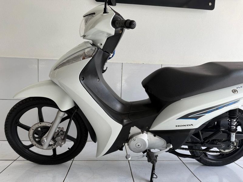 Honda Motos BIZ 125 EX 2014 SÓ MOTOS E AUTOMÓVEIS SANTA CRUZ DO SUL / Carros no Vale