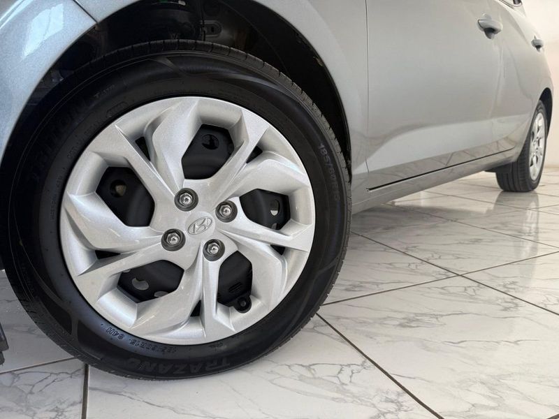 Hyundai HB20 HATCH COMFORT PLUS 1.0 2024 SÓ MOTOS E AUTOMÓVEIS SANTA CRUZ DO SUL / Carros no Vale