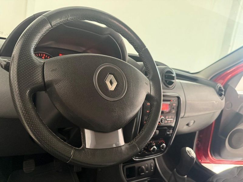 Renault DUSTER DYNAMIQUE 1.6 2014 SÓ MOTOS E AUTOMÓVEIS SANTA CRUZ DO SUL / Carros no Vale