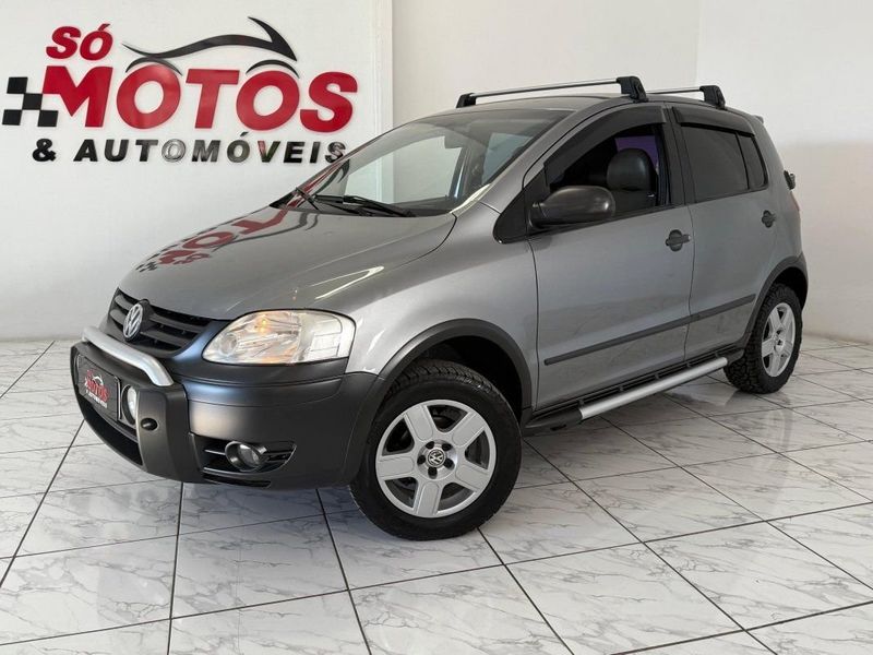 VOLKSWAGEN CROSSFOX 1.6 2005 SÓ MOTOS E AUTOMÓVEIS SANTA CRUZ DO SUL / Carros no Vale