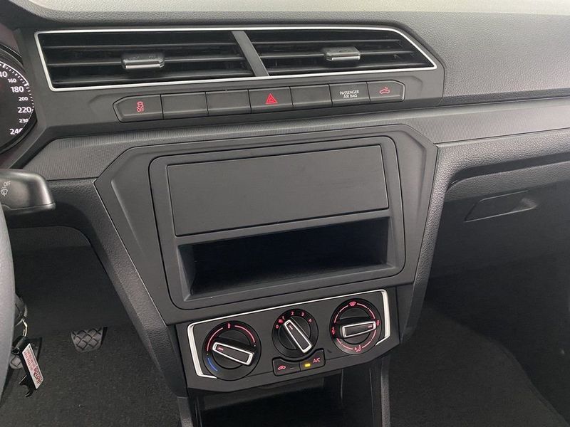 VOLKSWAGEN SAVEIRO ROBUST CS 1.6 2026 SÓ MOTOS E AUTOMÓVEIS SANTA CRUZ DO SUL / Carros no Vale