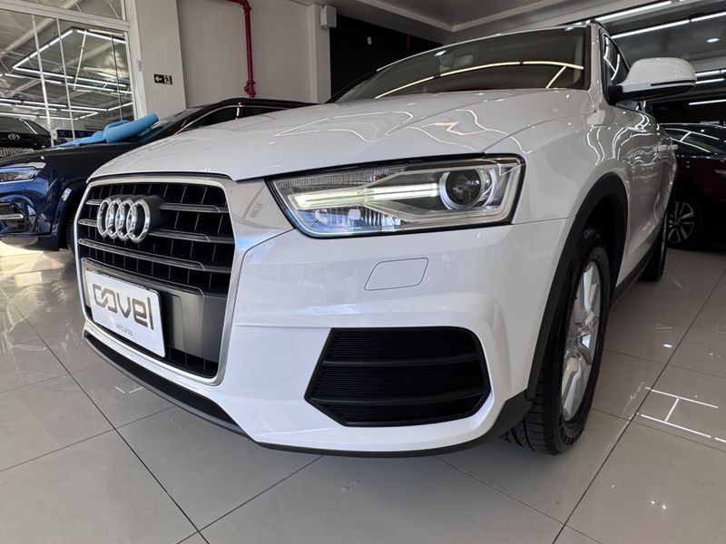 Audi Q3 1.4 Tfsi 150cv Attraction 2015/2016 COVEL VEICULOS ENCANTADO / Carros no Vale