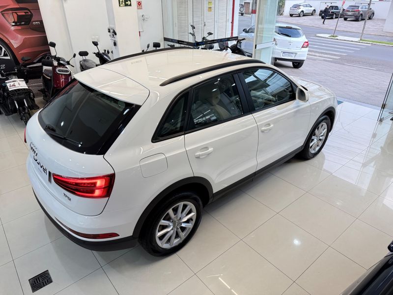 Audi Q3 1.4 Tfsi 150cv Attraction 2015/2016 COVEL VEICULOS ENCANTADO / Carros no Vale
