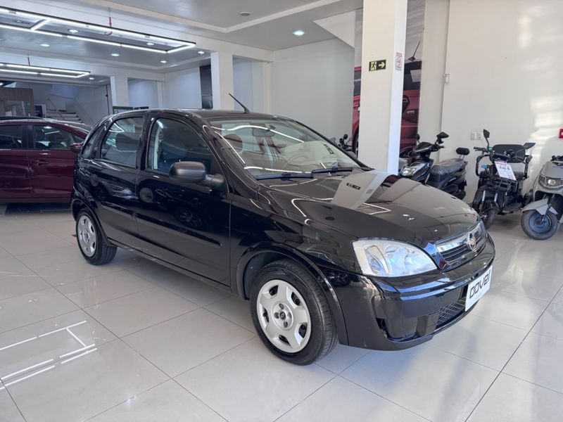 Chevrolet Corsa Hatch Maxx 1.4 8v 2012/2012 COVEL VEICULOS ENCANTADO / Carros no Vale