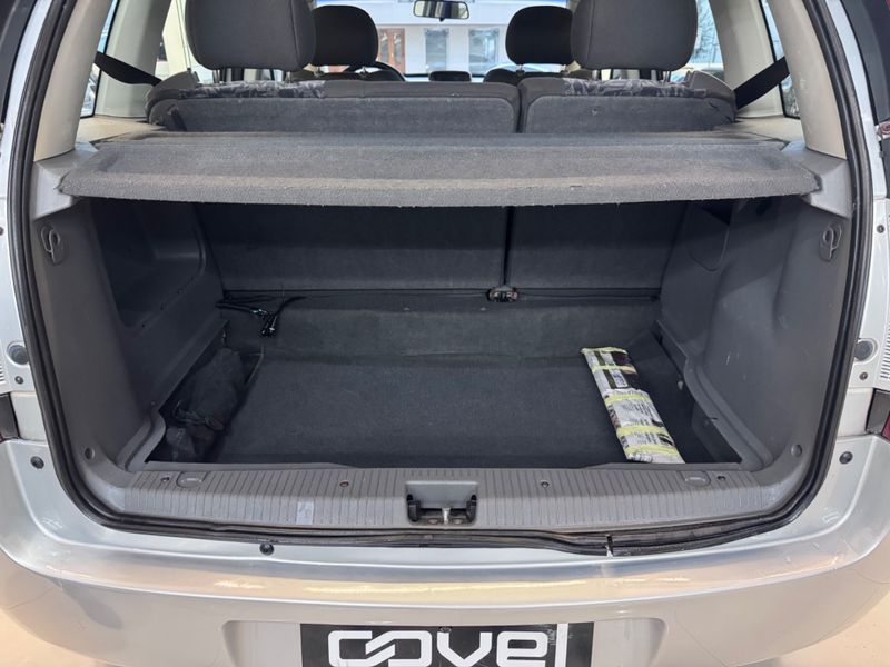 Chevrolet Meriva Maxx 2004/2005 COVEL VEICULOS ENCANTADO / Carros no Vale