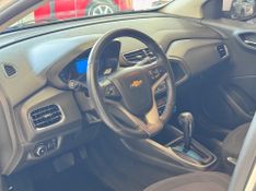 Chevrolet Onix 1.4 Ltz 2015/2016 COVEL VEICULOS ENCANTADO / Carros no Vale