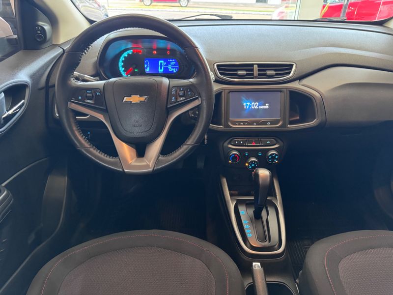 Chevrolet Onix 1.4 Ltz 2015/2016 COVEL VEICULOS ENCANTADO / Carros no Vale