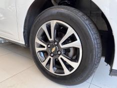 Chevrolet Onix 1.4 Ltz 2015/2016 COVEL VEICULOS ENCANTADO / Carros no Vale