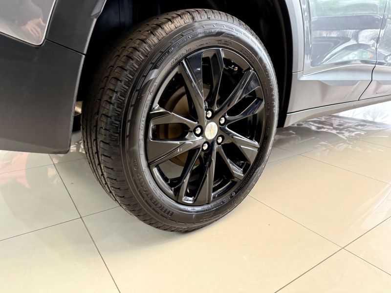 Chevrolet Tracker Ltz 1.0 Turbo 12v 2022/2023 COVEL VEICULOS ENCANTADO / Carros no Vale