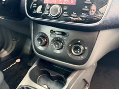 Fiat Punto Attractive Italia 1.4 2012/2013 COVEL VEICULOS ENCANTADO / Carros no Vale