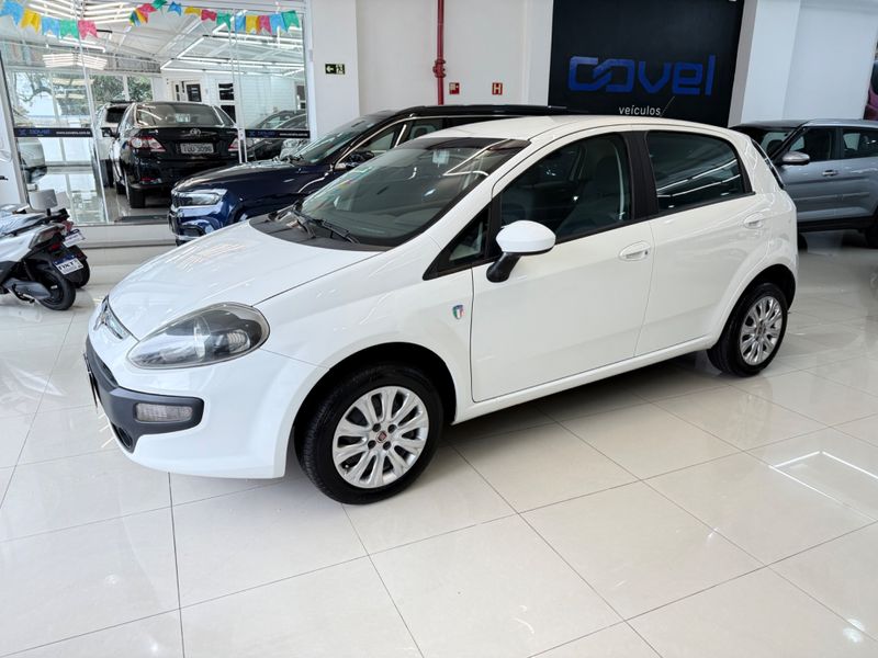 Fiat Punto Attractive Italia 1.4 2012/2013 COVEL VEICULOS ENCANTADO / Carros no Vale