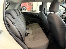 Fiat Punto Attractive Italia 1.4 2012/2013 COVEL VEICULOS ENCANTADO / Carros no Vale