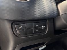 Fiat Punto Sporting 1.8 2013/2014 COVEL VEICULOS ENCANTADO / Carros no Vale