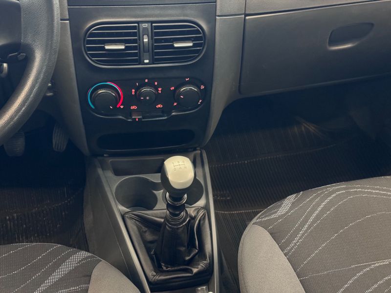 Fiat Siena El 1.0 2012/2013 COVEL VEICULOS ENCANTADO / Carros no Vale