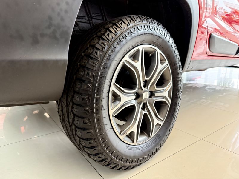 Fiat Strada Volcano 1.3 Cd 2020/2021 COVEL VEICULOS ENCANTADO / Carros no Vale