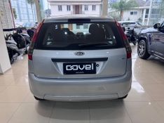Ford Fiesta 1.6 2011/2012 COVEL VEICULOS ENCANTADO / Carros no Vale