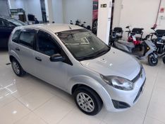 Ford Fiesta 1.6 2011/2012 COVEL VEICULOS ENCANTADO / Carros no Vale