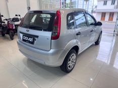Ford Fiesta 1.6 2011/2012 COVEL VEICULOS ENCANTADO / Carros no Vale