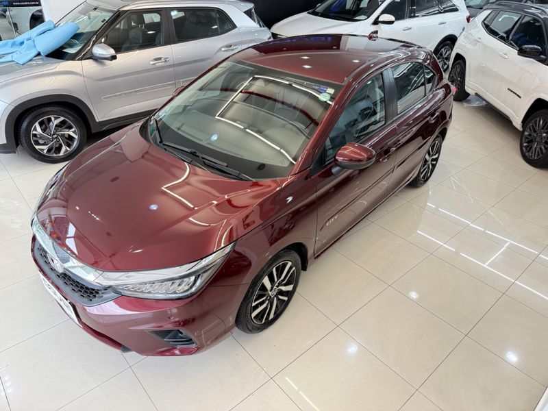 Honda City Hatch Touring 2022/2023 COVEL VEICULOS ENCANTADO / Carros no Vale