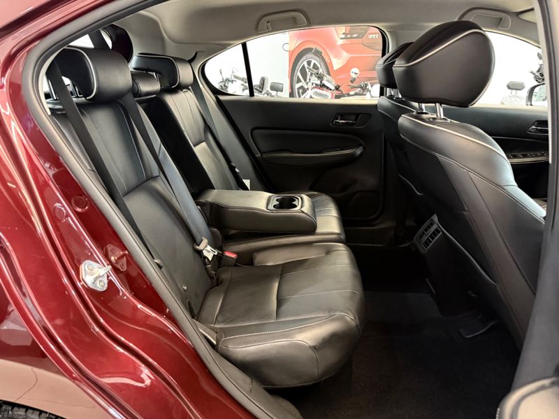 Honda City Hatch Touring 2022/2023 COVEL VEICULOS ENCANTADO / Carros no Vale