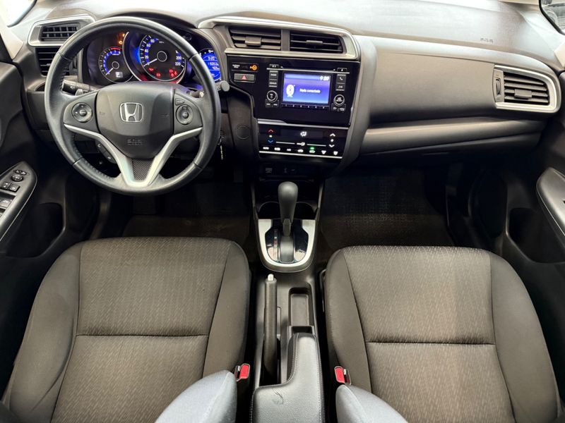 Honda Fit Ex 1.5 16v 2017/2018 COVEL VEICULOS ENCANTADO / Carros no Vale