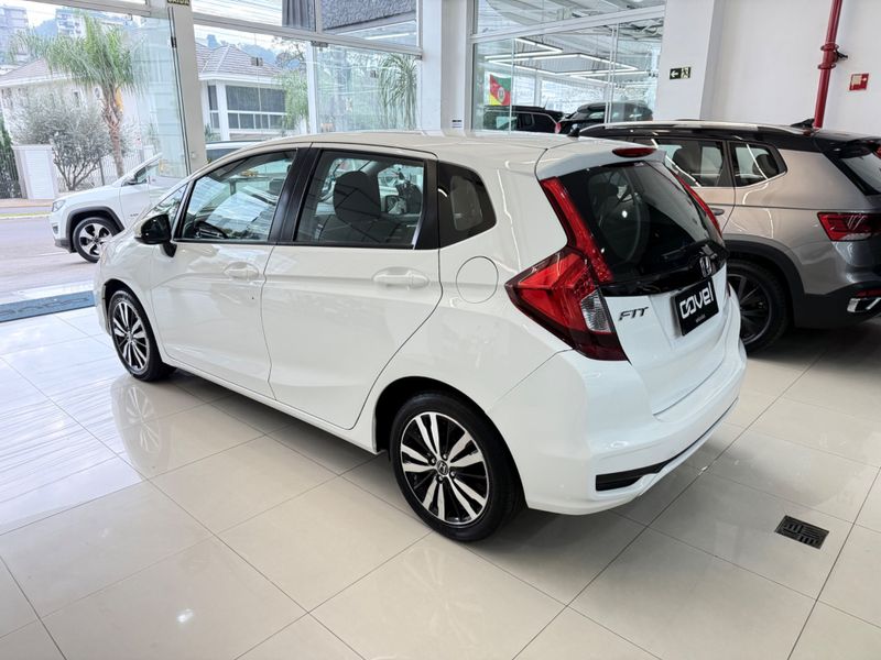 Honda Fit Ex 1.5 16v 2017/2018 COVEL VEICULOS ENCANTADO / Carros no Vale