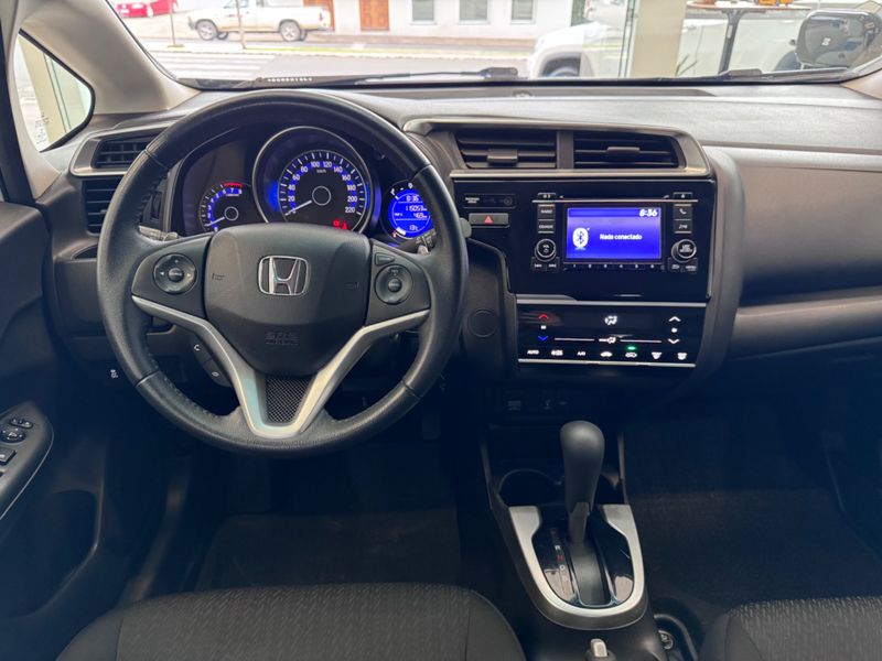 Honda Fit Ex 1.5 16v 2017/2018 COVEL VEICULOS ENCANTADO / Carros no Vale